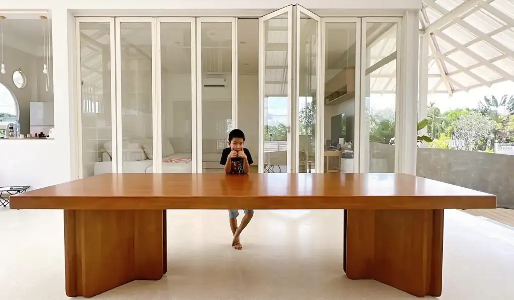 เรื่องที่ต้องรู้ก่อนซื้อโต๊ะขนาดใหญ่